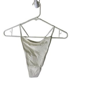 SKIMS NEW 4X Marble White T-String Thong‎